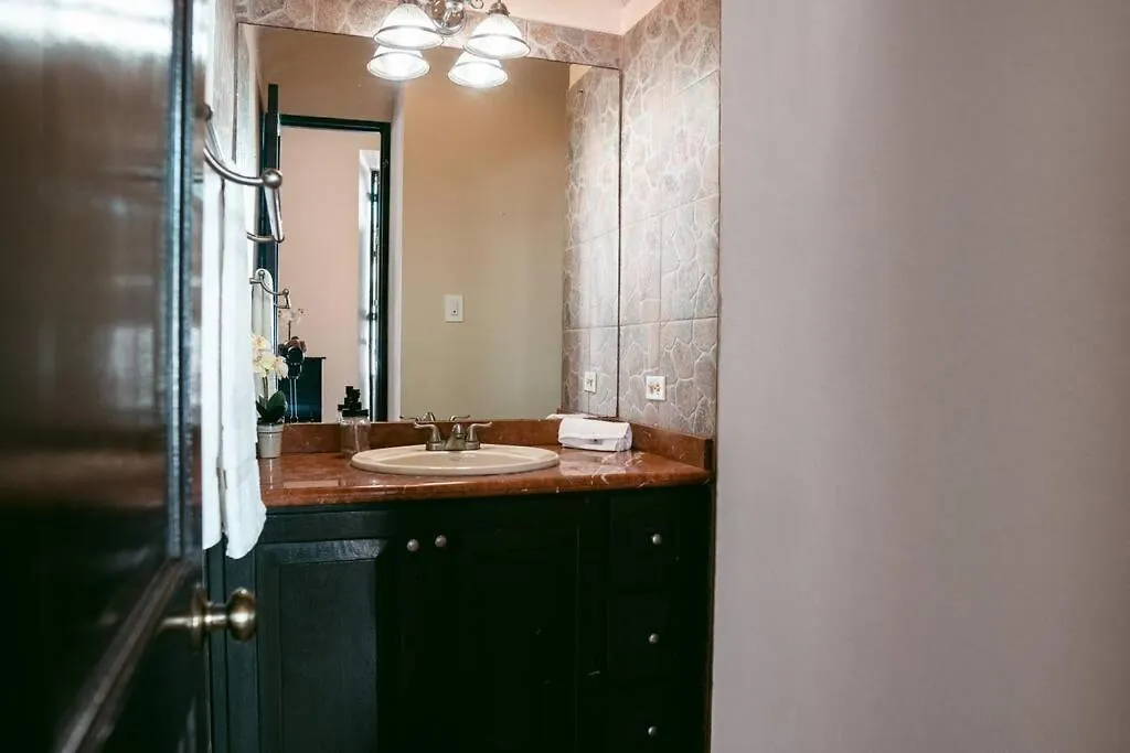 Colonial Style Apt Located In Great Location Osj Apartment San Juan 0*,