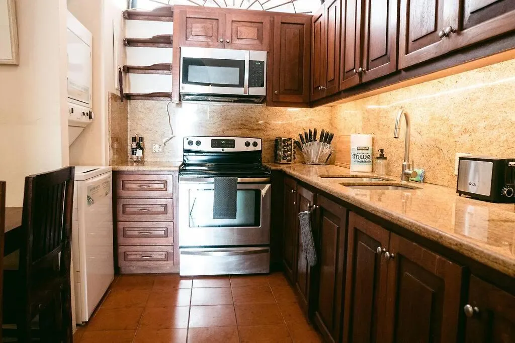Colonial Style Apt Located In Great Location Osj Apartment San Juan
