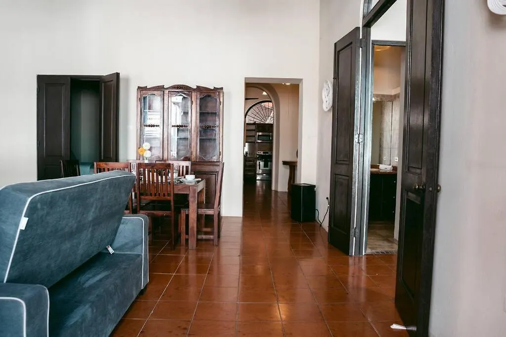 Colonial Style Apt Located In Great Location Osj Apartment San Juan