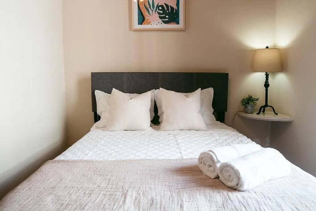 Colonial Style Apt Located In Great Location Osj Apartment San Juan