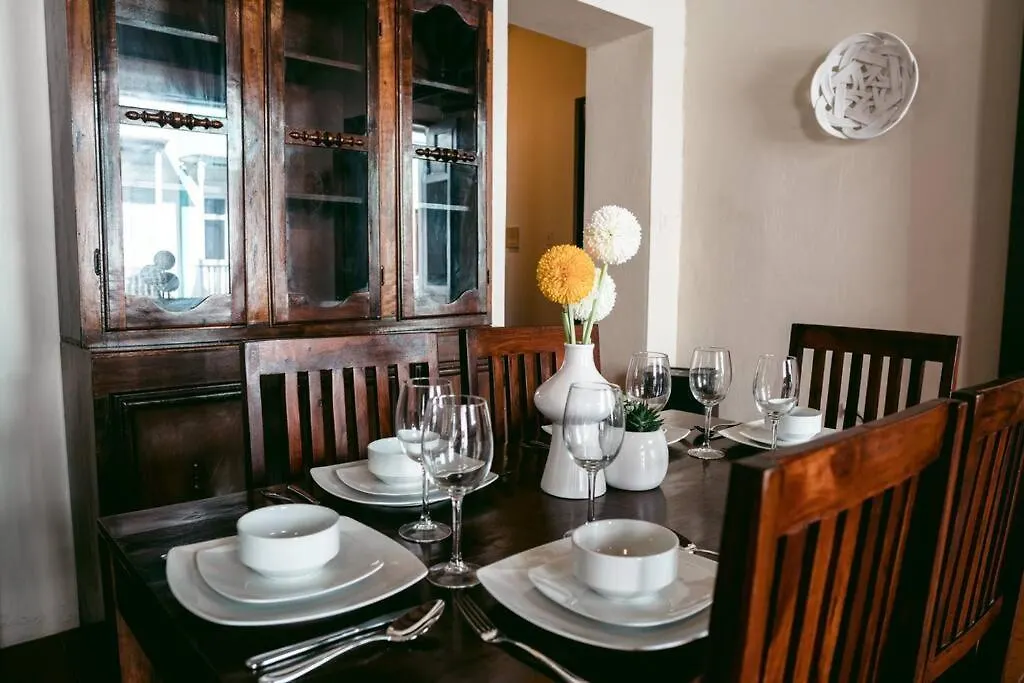 Colonial Style Apt Located In Great Location Osj Apartment San Juan
